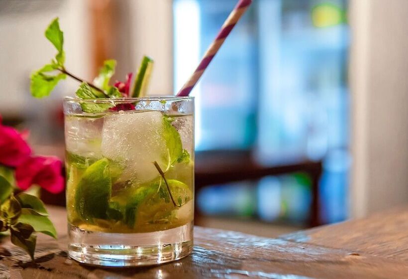 Bed and Breakfast Savera Beach Houses