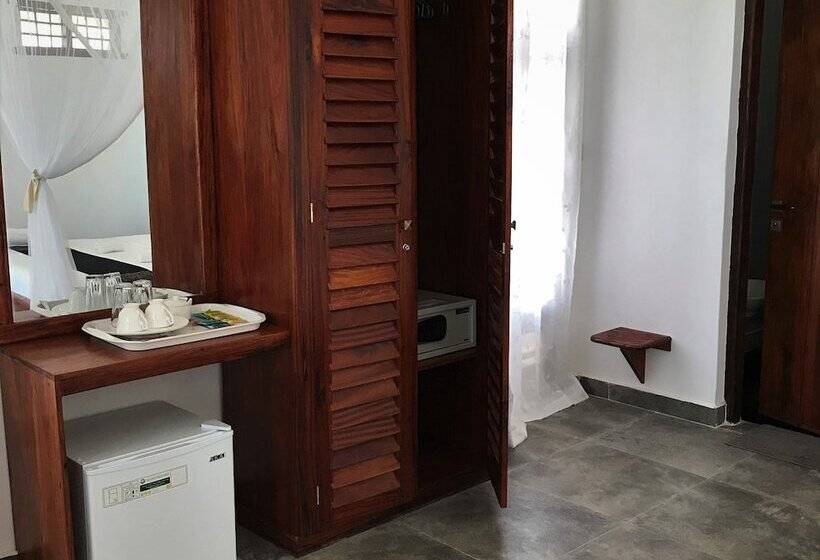 Bed and Breakfast Savera Beach Houses