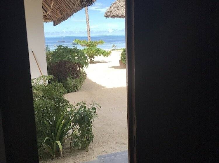 Bed and Breakfast Savera Beach Houses