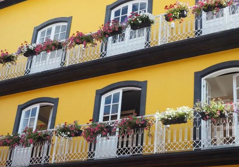 Globo Happy Hostel