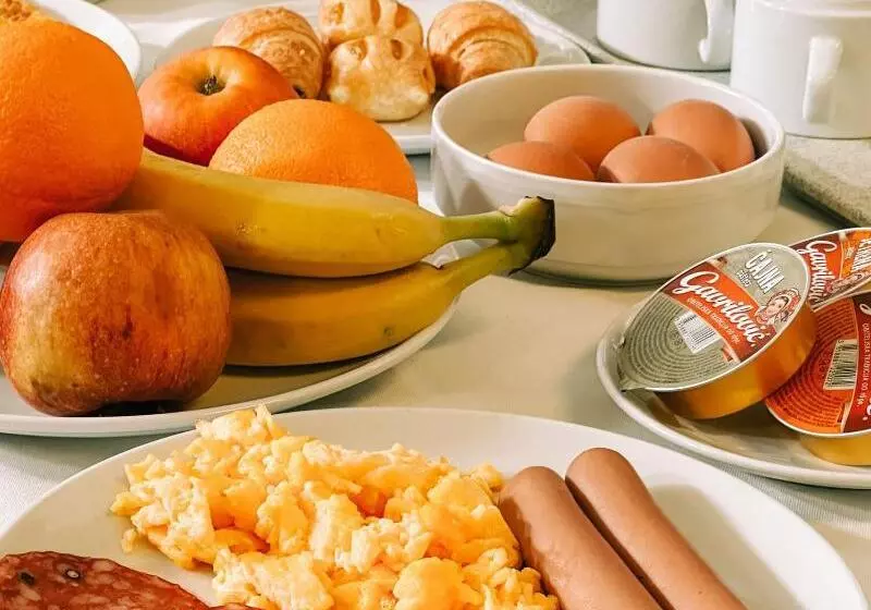 Rooms Dr. Franjo Tuđman   Hostel