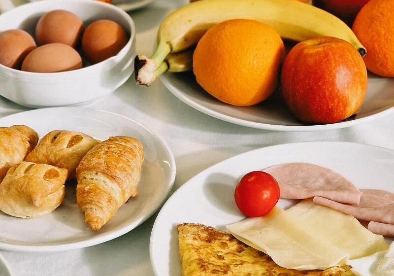 Rooms Dr. Franjo Tuđman Hostel