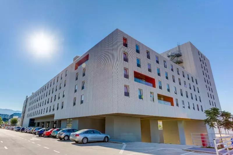 Rooms Dr. Franjo Tuđman   Hostel