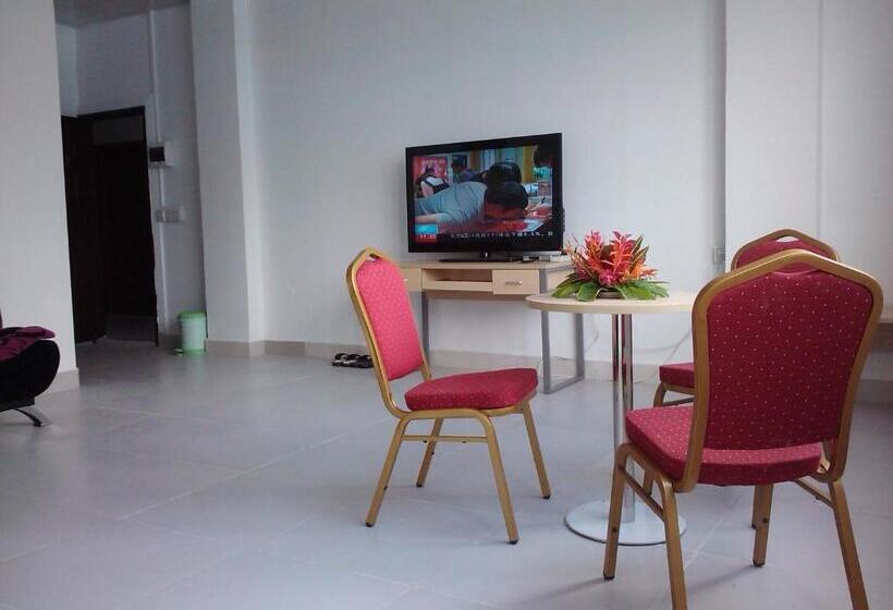 هتل Airlines Business