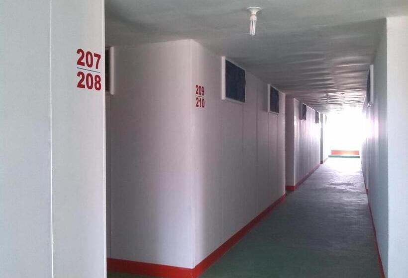 هتل Airlines Business