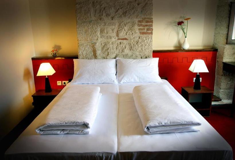 בית מלון כפרי Carpymore