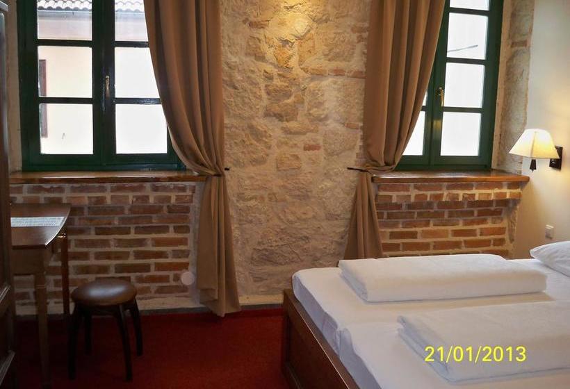 בית מלון כפרי Carpymore