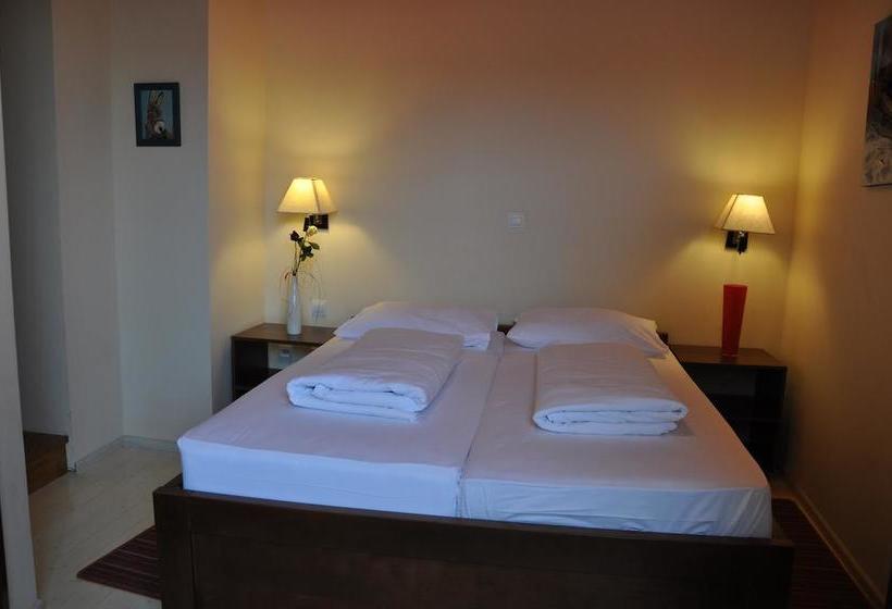 בית מלון כפרי Carpymore