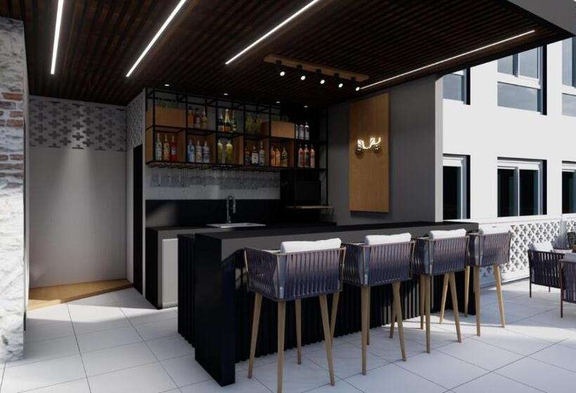 هتل Casa Del Gobernador