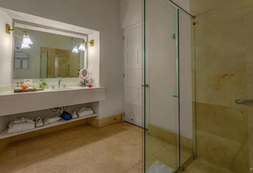 هتل Casa Del Gobernador