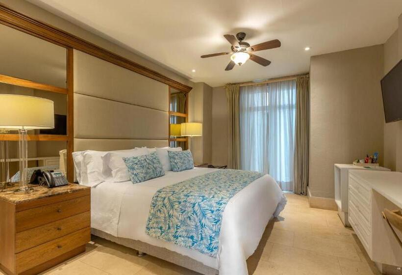 هتل Casa Del Gobernador