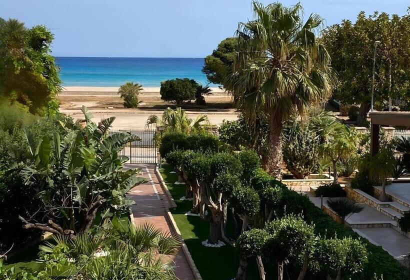 ホテル Egitarso Sul Mare