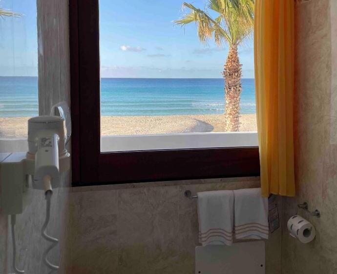 ホテル Egitarso Sul Mare