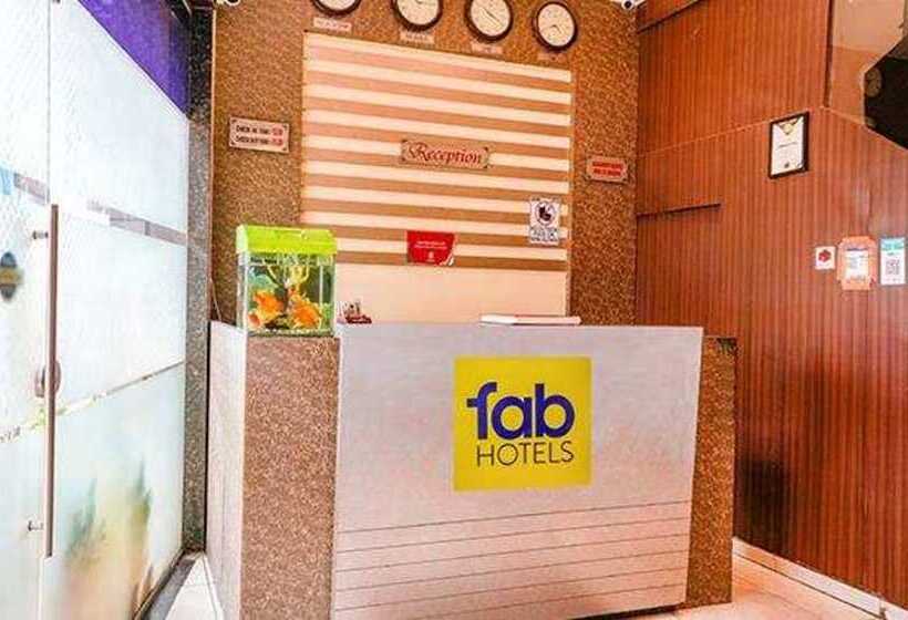 Hotel Fabexpress Emerald Inn