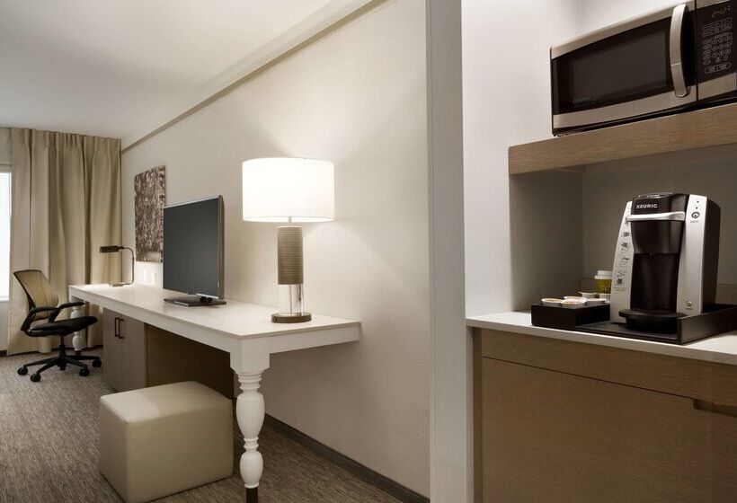 Отель Hilton Garden Inn Newtown Square Radnor