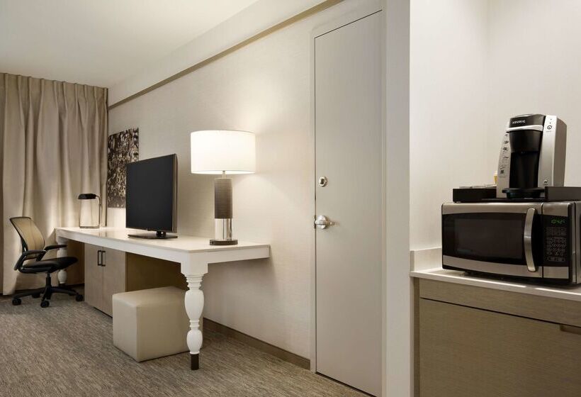 Отель Hilton Garden Inn Newtown Square Radnor