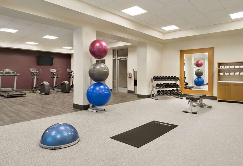 Отель Hilton Garden Inn Newtown Square Radnor