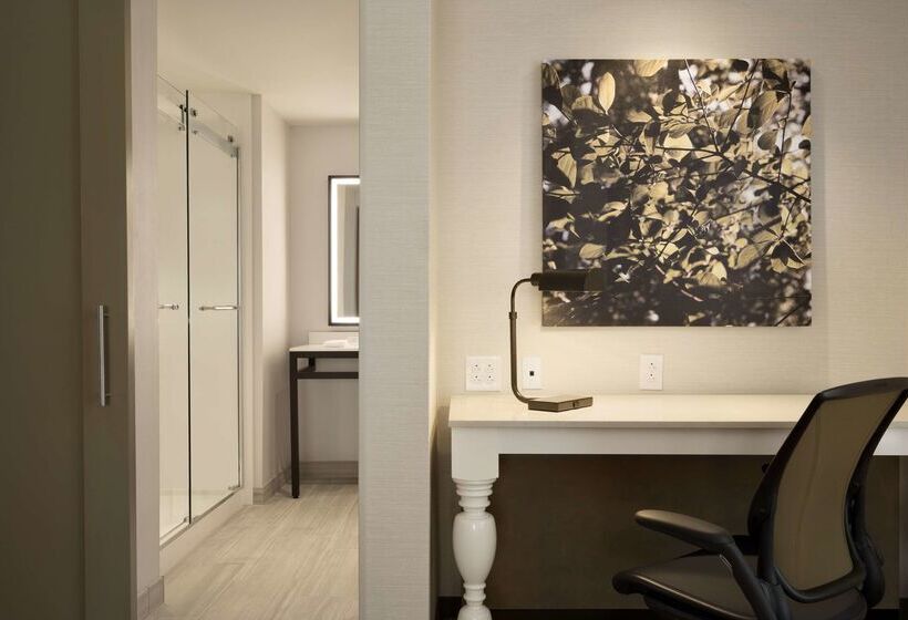 Отель Hilton Garden Inn Newtown Square Radnor