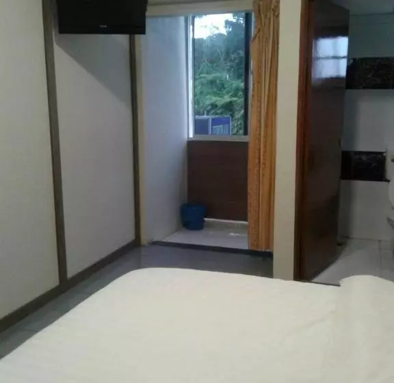 ホテル Spot On 89870 Rasa Sayang