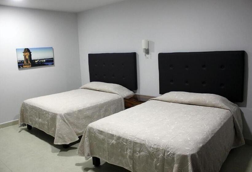 호텔 Tampico Express