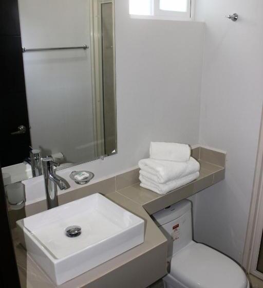 호텔 Tampico Express