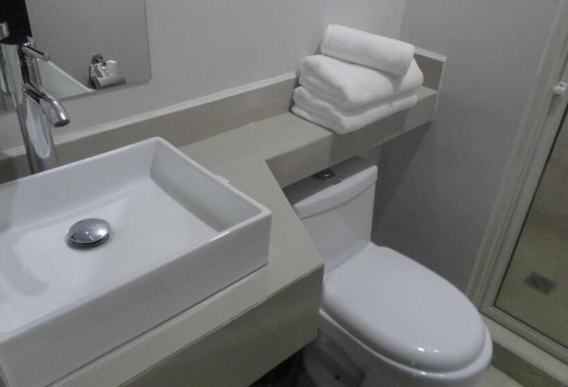 호텔 Tampico Express