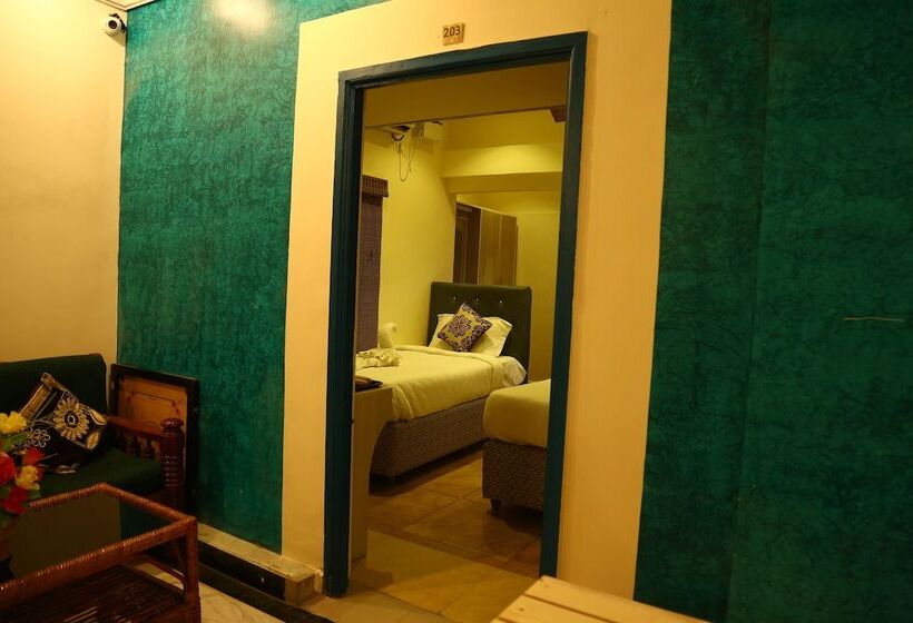 فندق Zingle Stay Airport