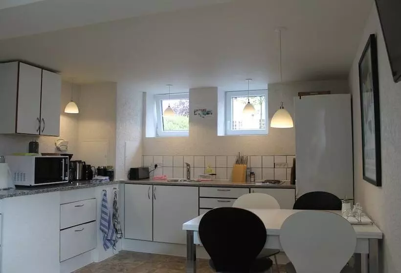 Lomakeskus Amalie Bed And Breakfast & Apartments