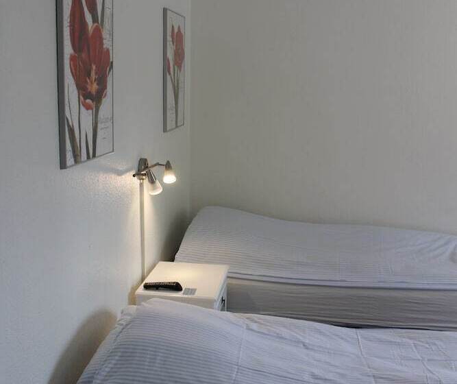 Resort Amalie Bed And Breakfast & Apartments