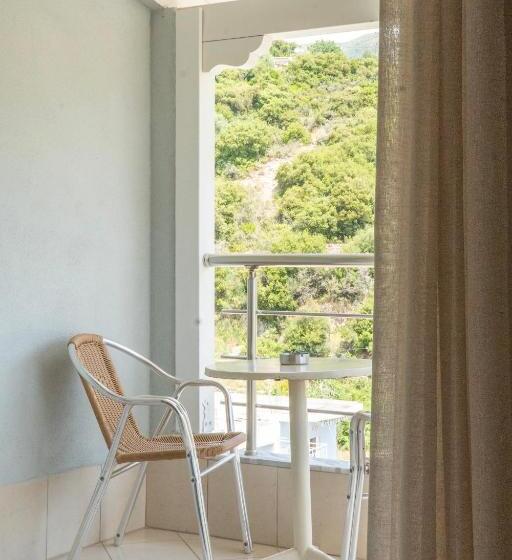 בית מלון כפרי Rondo's