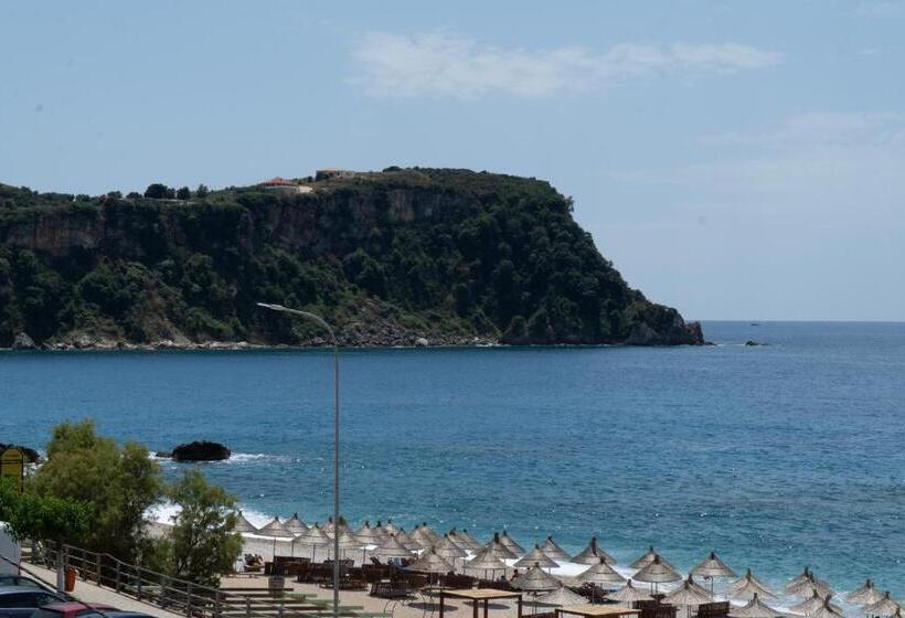 בית מלון כפרי Rondo's