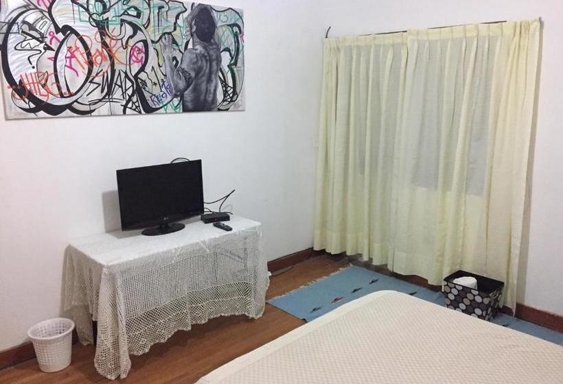 Bed and Breakfast Curie 10