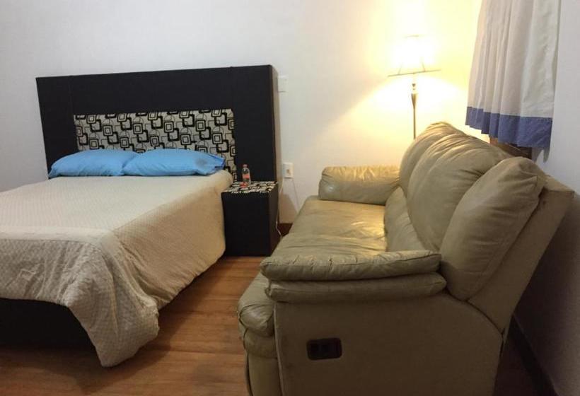 Bed and Breakfast Curie 10