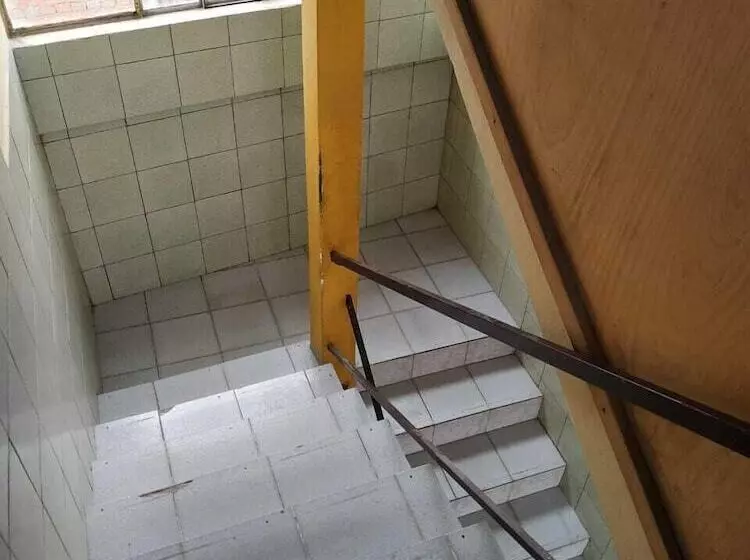 تختخواب و صبحانه Hostal Terrabella Srl