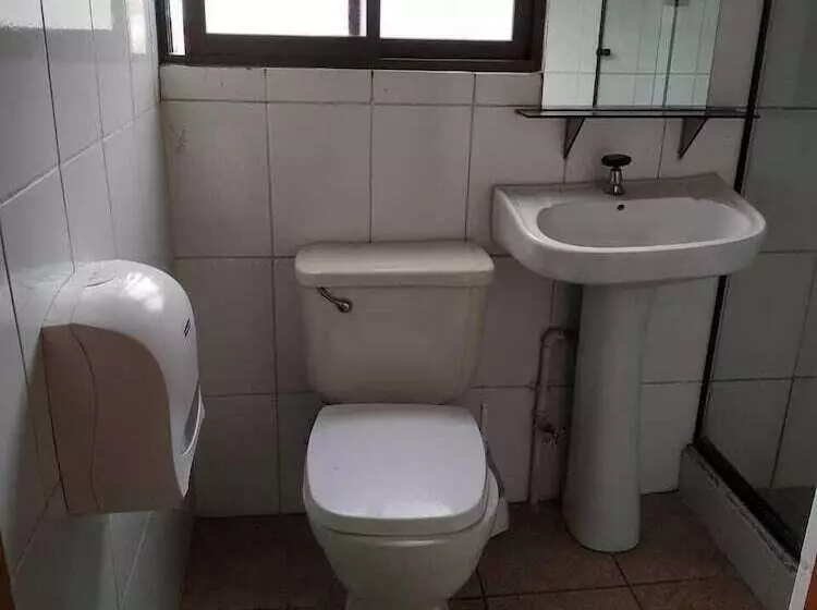 تختخواب و صبحانه Hostal Terrabella Srl