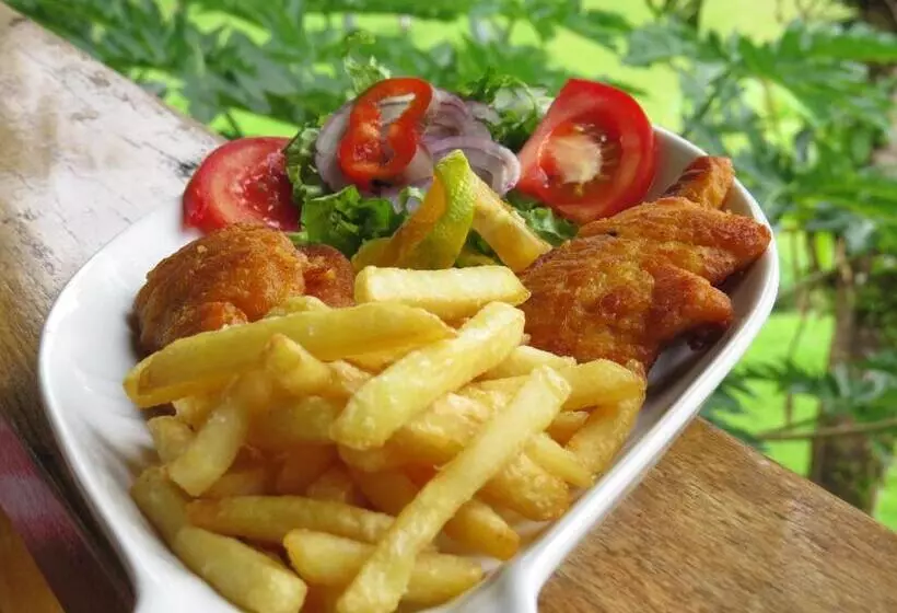 Hotelli La Rana De Arenal