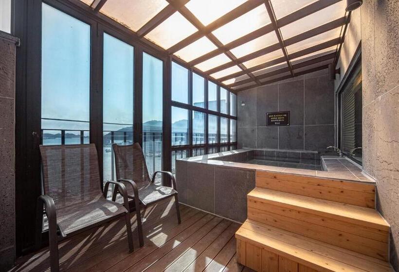 فندق Louis Boutique