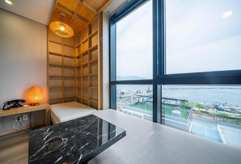 فندق Louis Boutique