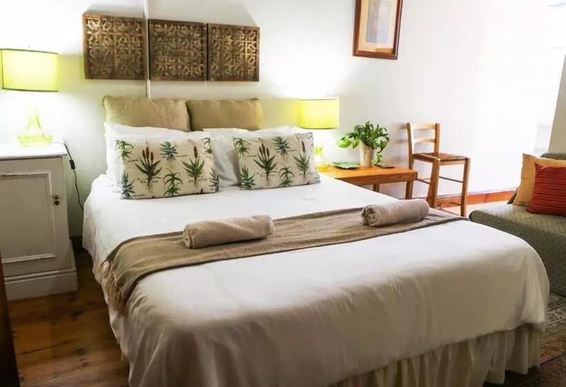 Hotelli Mr Pell S House Self Catering Accommodation