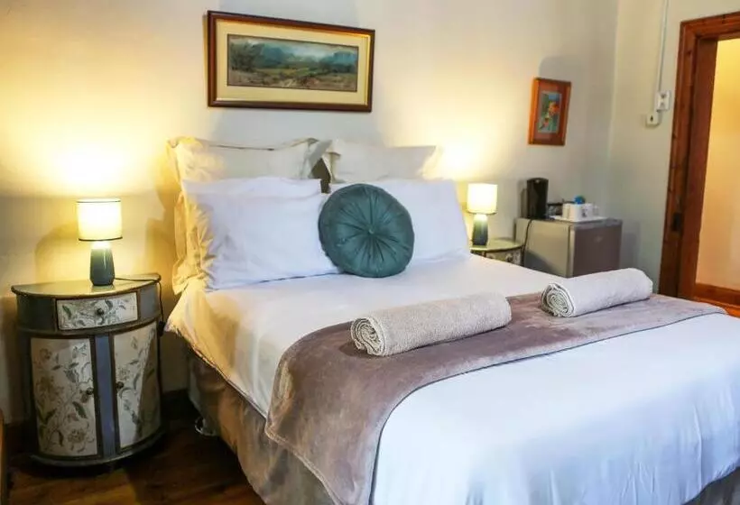 Hotelli Mr Pell S House Self Catering Accommodation