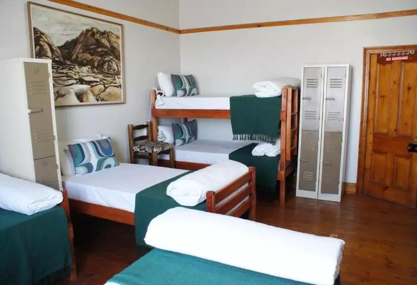 Hotelli Mr Pell S House Self Catering Accommodation