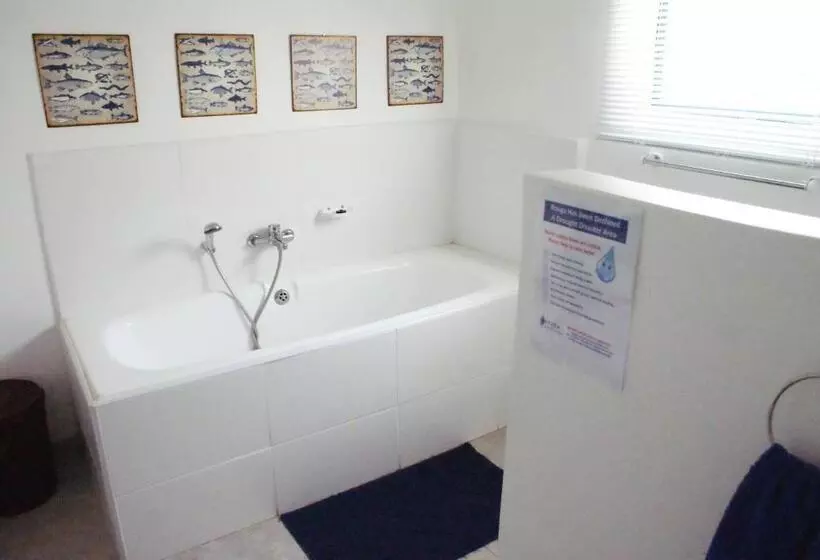 Hotelli Mr Pell S House Self Catering Accommodation