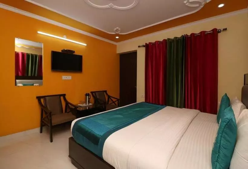Oyo 9809 Hotel Shree Residency