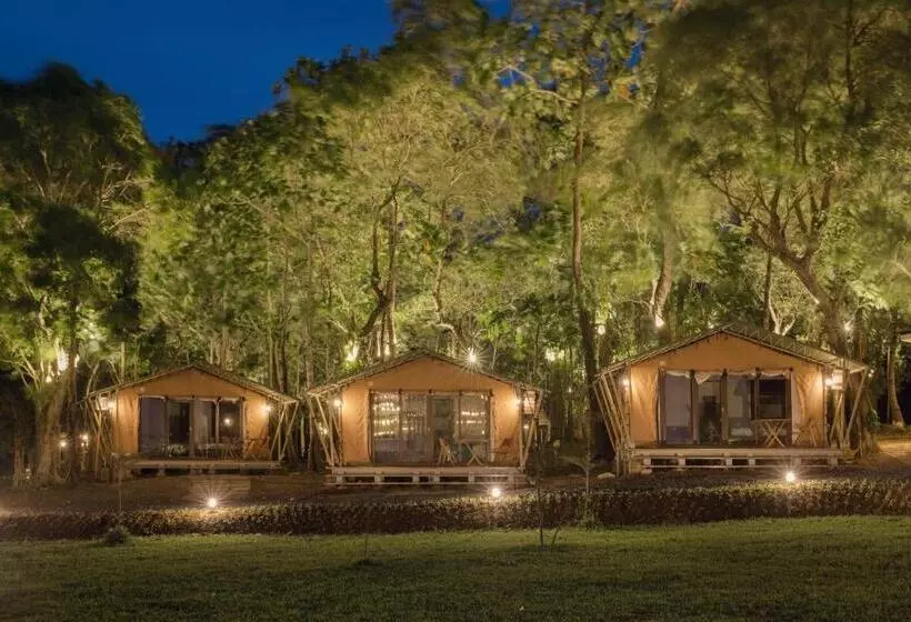 Solina Beach & Nature Resort