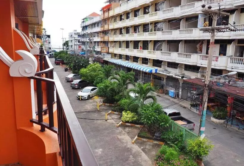هتل Baanmaeresidence