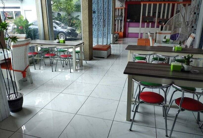 호텔 Boegenviel Syariah