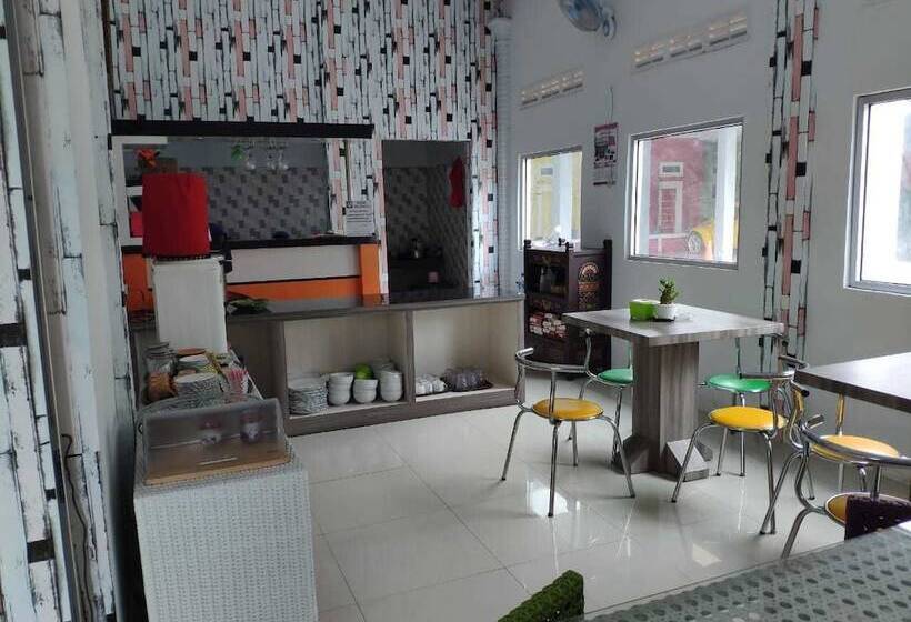 호텔 Boegenviel Syariah