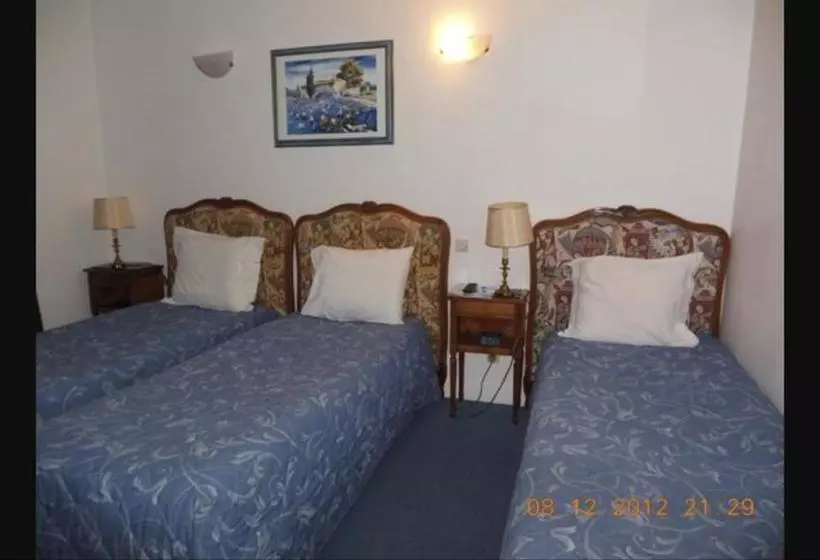 هتل Hôtel De Clagny