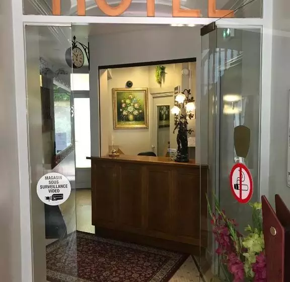 هتل Hôtel De Clagny