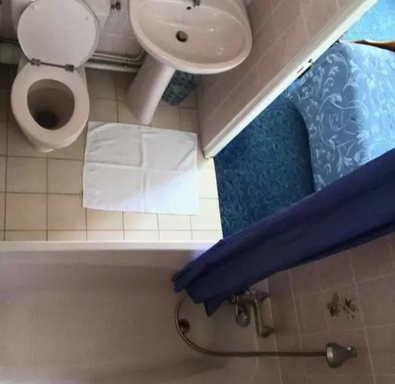 هتل Hôtel De Clagny